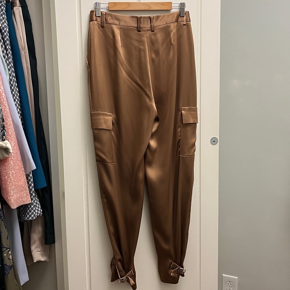 {{aritzia}} Refined Satin Cargo Pant - Picture 6 of 7